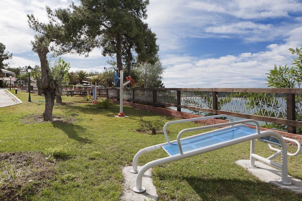 Alexandra Beach Spa Resort Potos Exterior foto