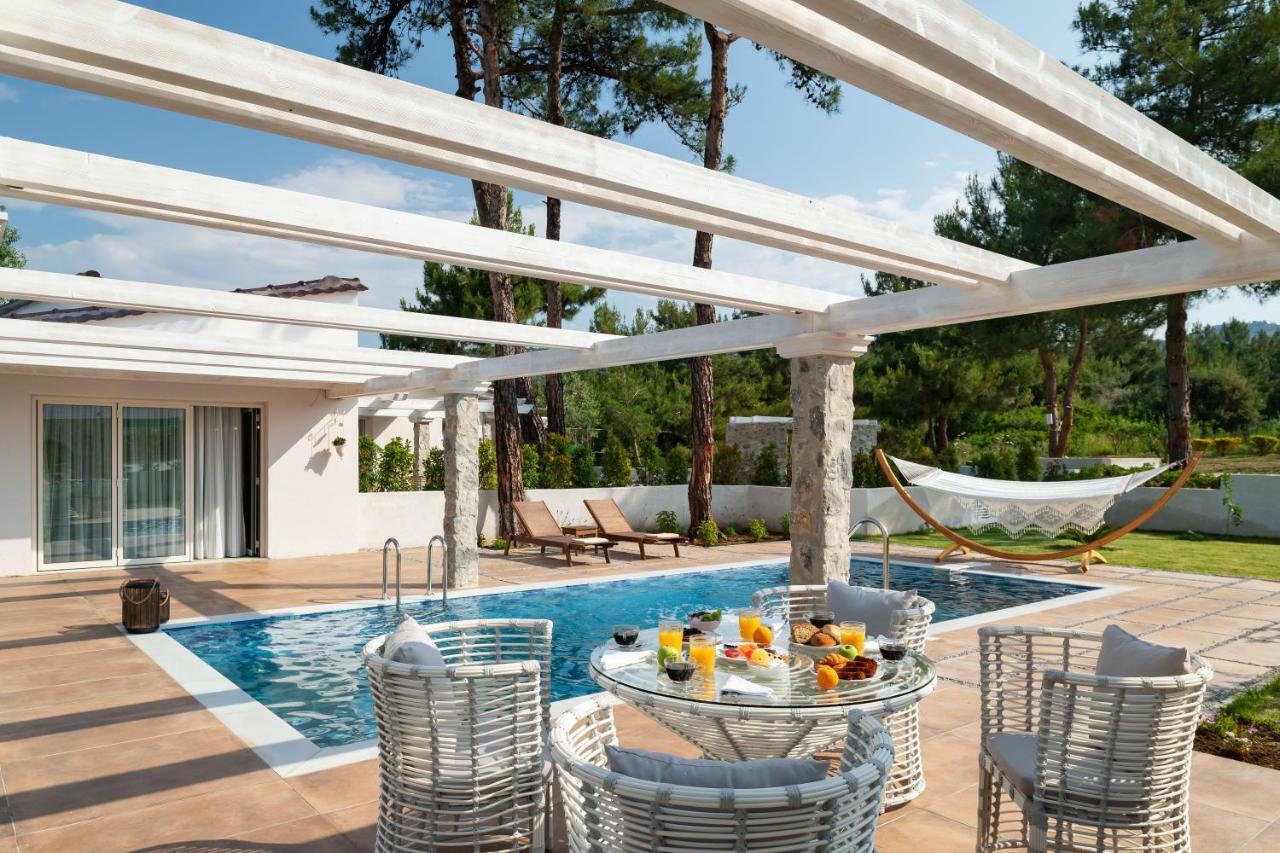 Alexandra Beach Spa Resort Potos Exterior foto